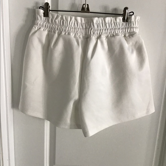Waisted Ladies Drawstring Elastic Waist Shorts - Picture 7 of 7